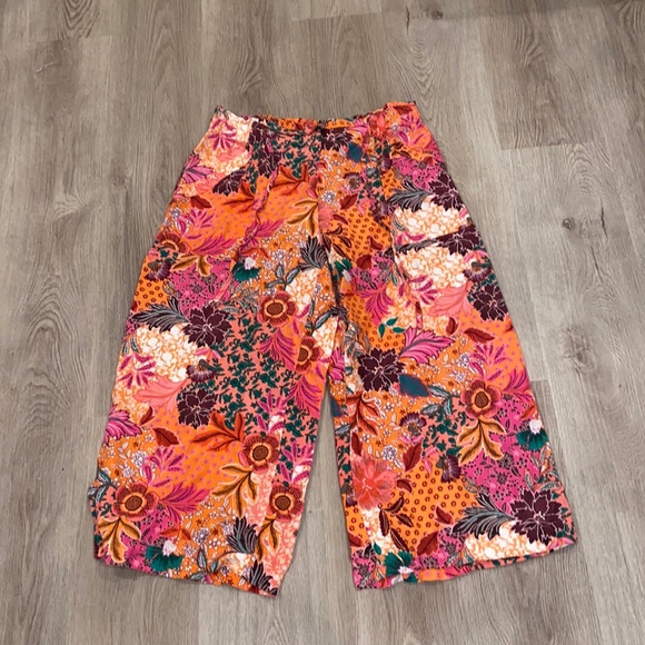 LOFT Pants - Loft Linen Blend Bright Floral Tie Waist Wide Leg Pants